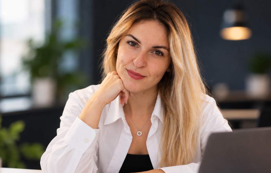 Milena, Manager ds. migracji w Mizzox